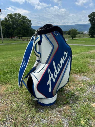 Adam’s golf pro staff bag