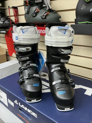 Lange LX 70 W 26.5 Ski Boot. 20/21