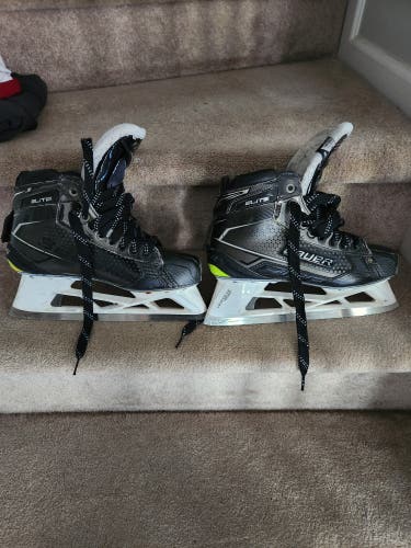 Bauer Elite Hockey Goalie Skates Regular Width 9 (Used)