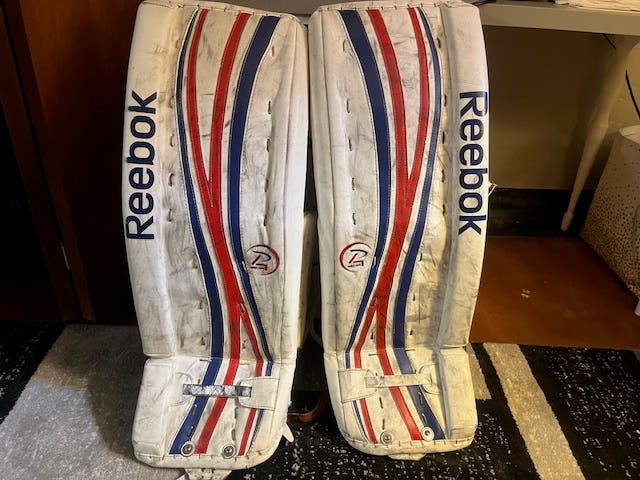 2012 33" Reebok 18K Goalie Leg Pads (Used)
