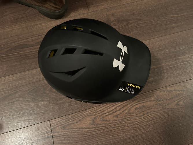 New - under armor youth baseball helmet