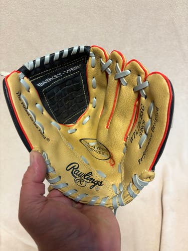 RH Rawlings Player series Baseball Glove 10" (Used)