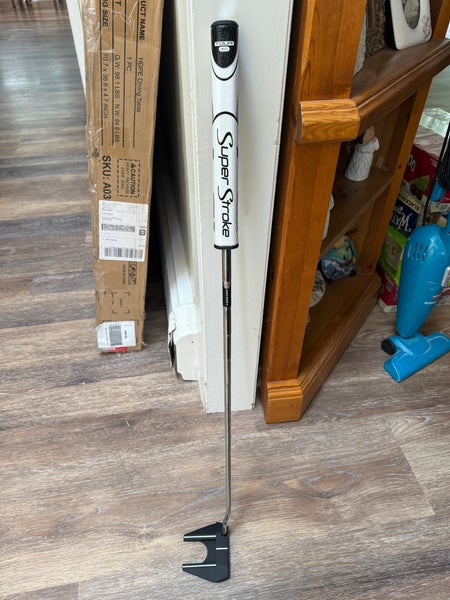 2025 Odyssey Mallet DFX Right Handed Putter Uniflex 35" (New)