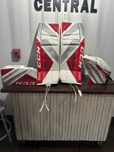 34" 2024 CCM Eflex 5 Regular Goalie Full Set Pro Stock (Used)
