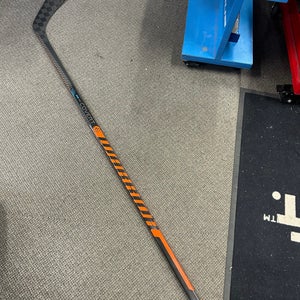 Intermediate Warrior Covert QR5 Pro Right Handed 63 flex Hockey Stick W03 (New)