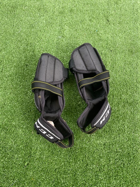 Medium Junior CCM Tacks 9550 Elbow Pads (Used)