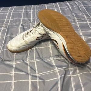 Senda Futsal shoes