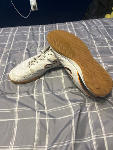 Senda Futsal shoes