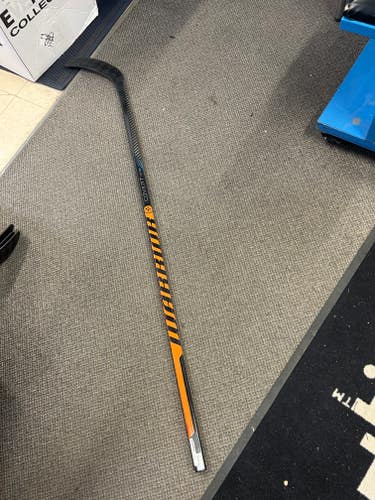 Junior Warrior Covert QR5 Pro Right Handed 50 flex Hockey Stick W03 (New)
