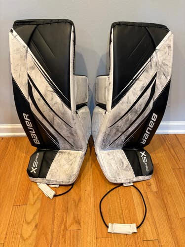XS Bauer Vapor X5 Pro Goalie Leg Pads (Used)
