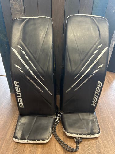 37"  Bauer Vapor Hyperlite 2 Goalie Leg Pads (Used)