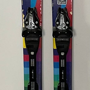 Used Kid's Fischer 151cm Stunner Skis With Fischer FJ7 Bindings (SY2262)