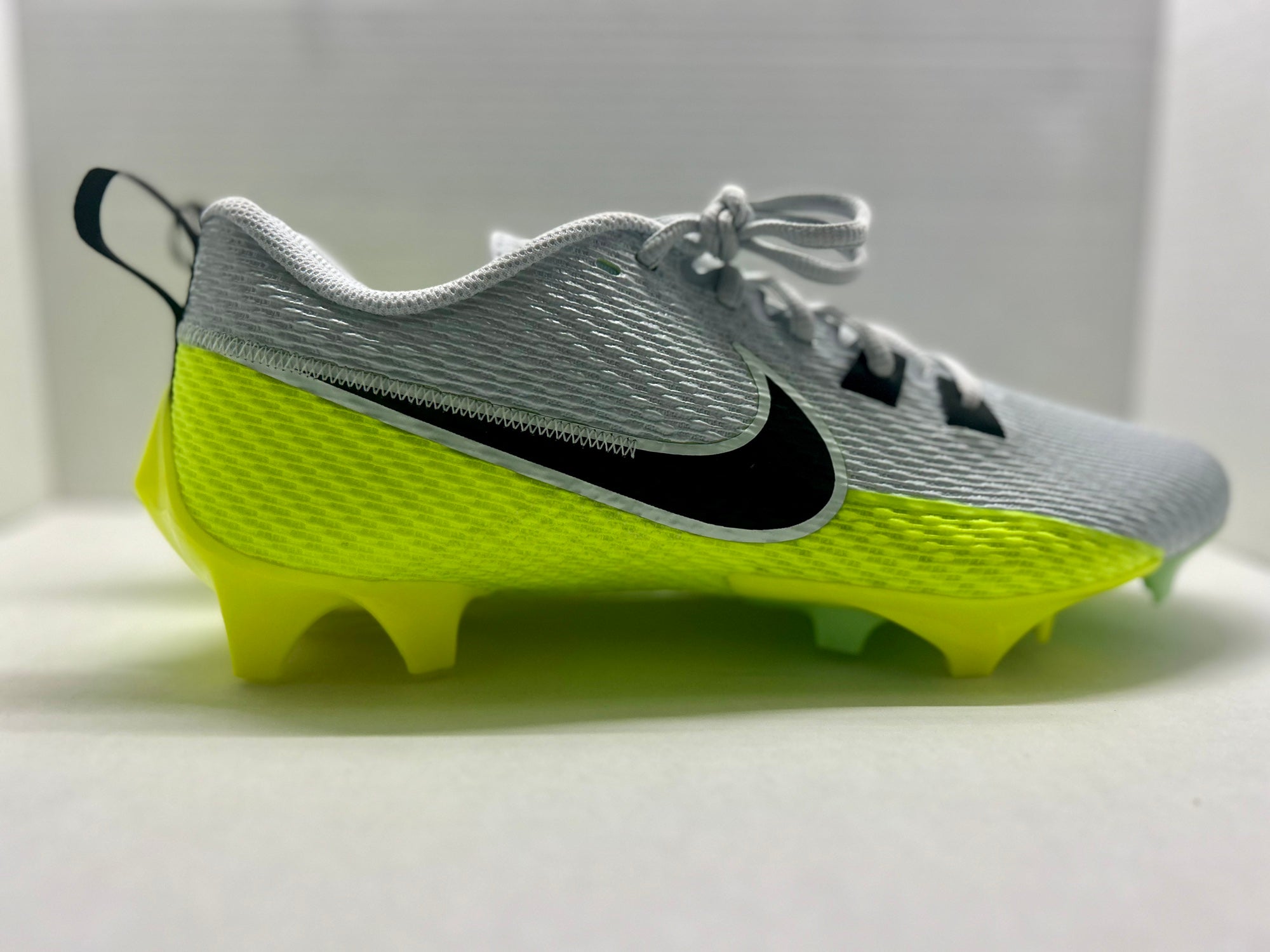 Size 10 - Nike Vapor Edge‎ Speed 360 2 Razor-Sharp Cuts brand new Nike Vapor Edge Elite 360 2 Razor Sharp Cuts Mens Football  main image 4