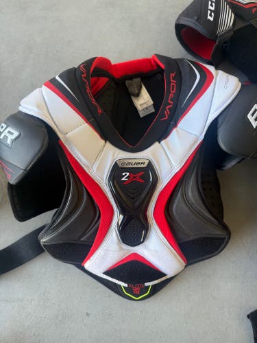 Senior XL Bauer Shoulder Pads (Used)
