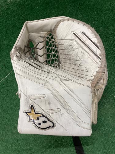 White Intermediate Brian's G-Netik X5 Goalie Glove Regular (Used)