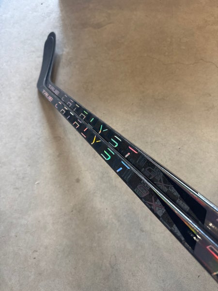 2 PACK 75 Flex P92 Senior True catalyst 9x Right Hand Hockey Stick Pro Stock (New)