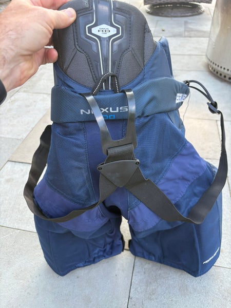Large Junior Bauer Nexus 800 Hockey Pants (Used)