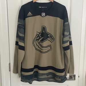 Authentic Adidas Vancouver Canucks Military Appreciation Jersey Size 56 XXL 2XL