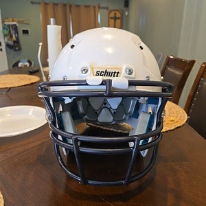 Large Youth Vengeance A3 Helmet (Used)