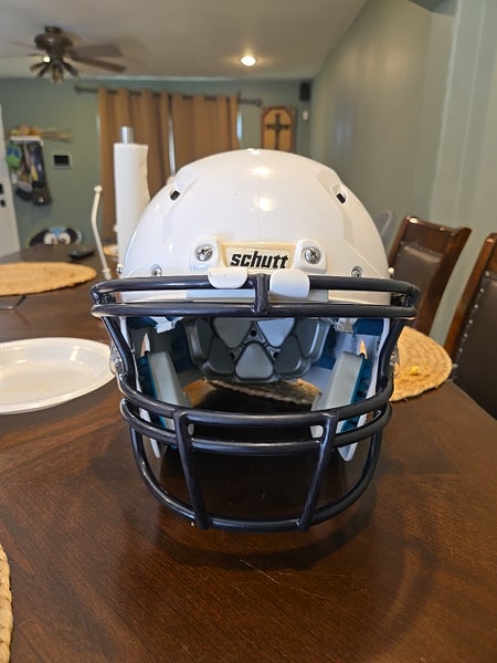 Large Youth Vengeance A3 Helmet (Used)