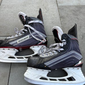 Bauer Vapor X Hockey Skates Regular Width Size 5 (Used)