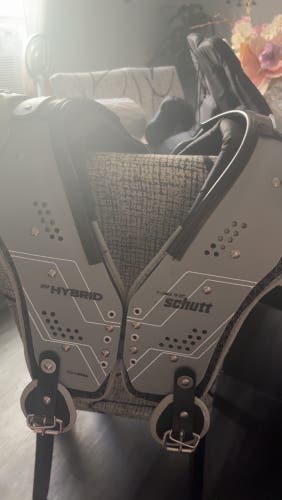 Extra Large Adult Schutt XV HD Shoulder Pads (New)