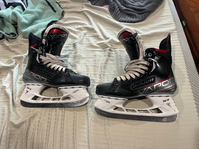Bauer Vapor 3X Hockey Skates Regular Width Size 6.5 (Used)