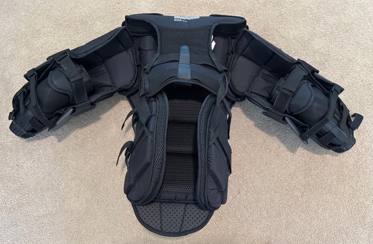 Medium 2024 CCM Pro Spec Goalie Chest Protector (Used)