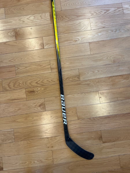 Senior Bauer Supreme 3S Pro Right Handed Hockey Stick P92M (Used)