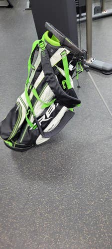 Used Taylormade RBZ 5 WAY Mens Stand Bag None 11497-S000150365
