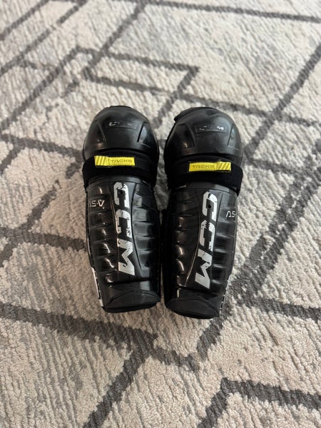 Junior CCM Tacks AS-V 12" Shin Pads  (Used)
