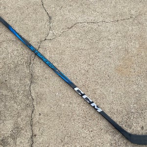 CCM JETSPEED FT7 PRO Pro Stock Hockey Stick Grip P28 95 Flex Right 73292