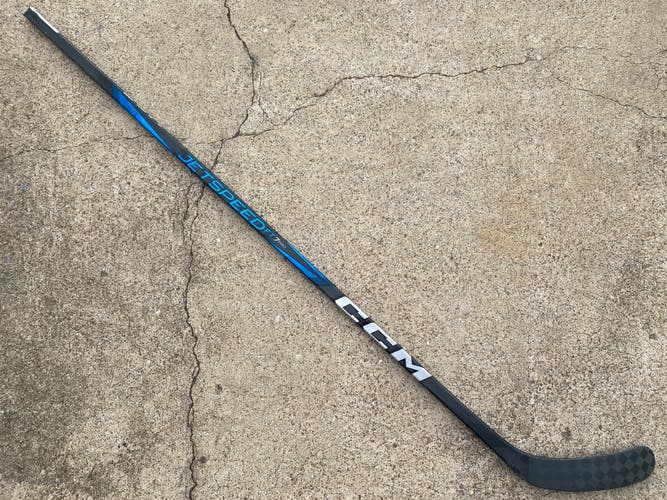 CCM JETSPEED FT7 PRO Pro Stock Hockey Stick Grip P28 95 Flex Right 73292