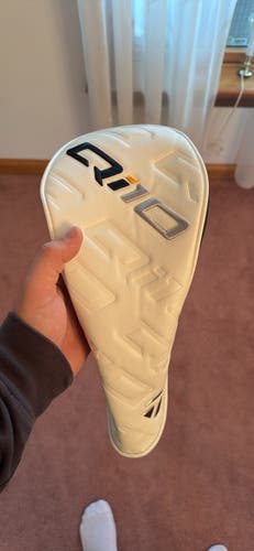 TaylorMade Qi10 Driver Headcover