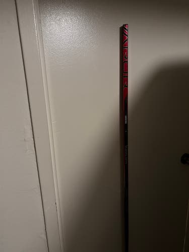 Senior Bauer Vapor Hyperlite 2 Right Handed Hockey Stick P90TM (Used)