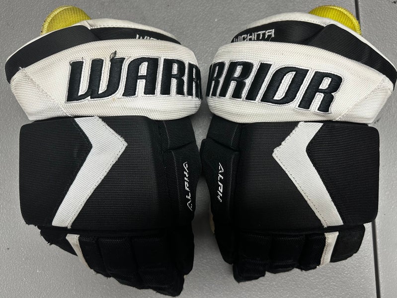 Warrior 14” Pro Stock Alpha Pro Gloves Black HTX69821