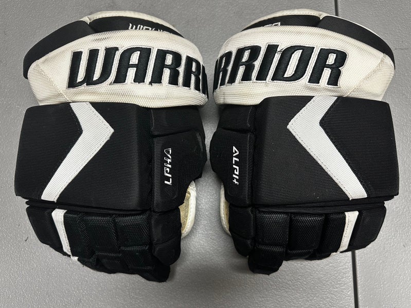 Warrior 14” Pro Stock Alpha Pro Gloves Black HTX13623
