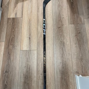Senior CCM Jetspeed FT7 Pro Right Handed Hockey Stick P28M Pro Stock (New)