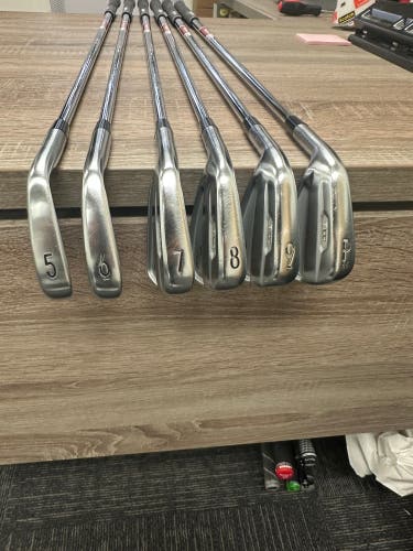 2021 Titleist T100 Left Hand Iron Set-6.5 Project X Red Steel Shaft (Used)