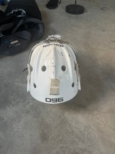 Intermediate Bauer Goalie Mask (Used)