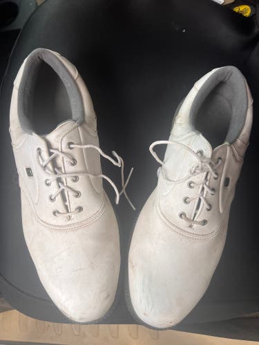 Footjoy White Spiked Classic Leather Golf Shoes Size 15
