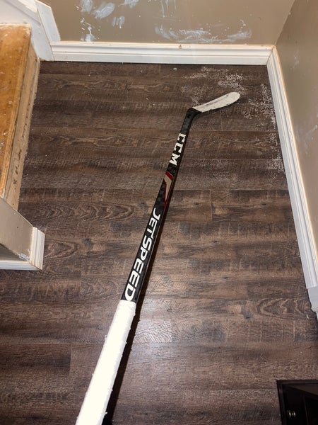 Senior CCM JetSpeed FT2 Right Handed Hockey Stick P28 Pro Stock (Used)