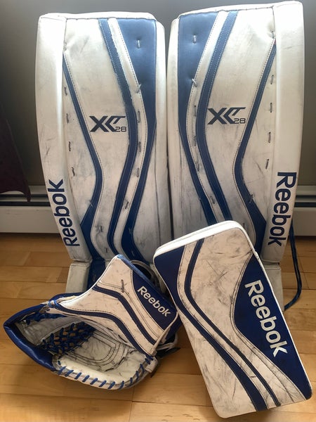 32” Reebok XLT Full Right Goalie Full Set