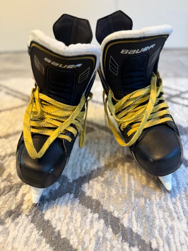 2014 Bauer Supreme One.8 Hockey Skates Regular Width 8 (New)