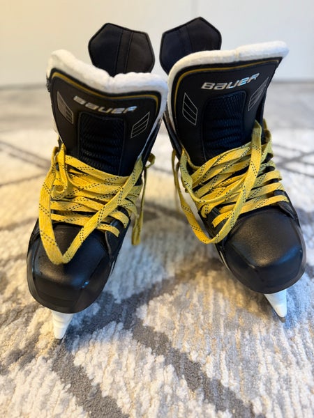 2014 Bauer Supreme One.8 Hockey Skates Regular Width   8 (New)