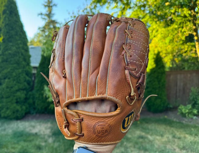 Wilson A2000 Made in USA 12” Baseball Glove Vintage Model XL