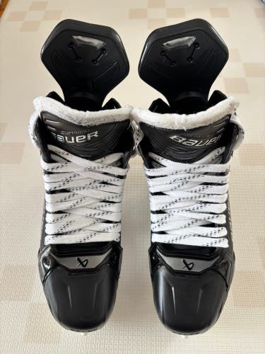 Bauer Supreme Shadow Hockey Skates Regular Width  10 (Used)