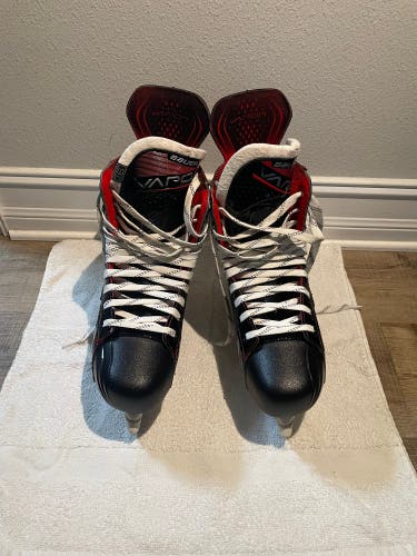 Bauer Vapor Hockey Skates Regular Width 9.5 (New)
