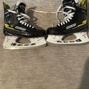 Bauer Supreme M3 Hockey Skates Size 5 (Used)