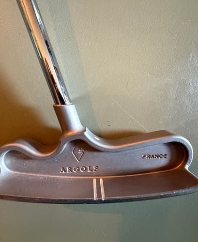 Argolf  Merlin Right Handed Putter (Like New)